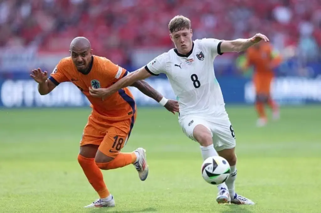 包含波兰队在欧洲足球比赛中实现惊艳逆袭的词条 包含波兰队在欧洲足球比赛中实现惊艳逆袭的词条