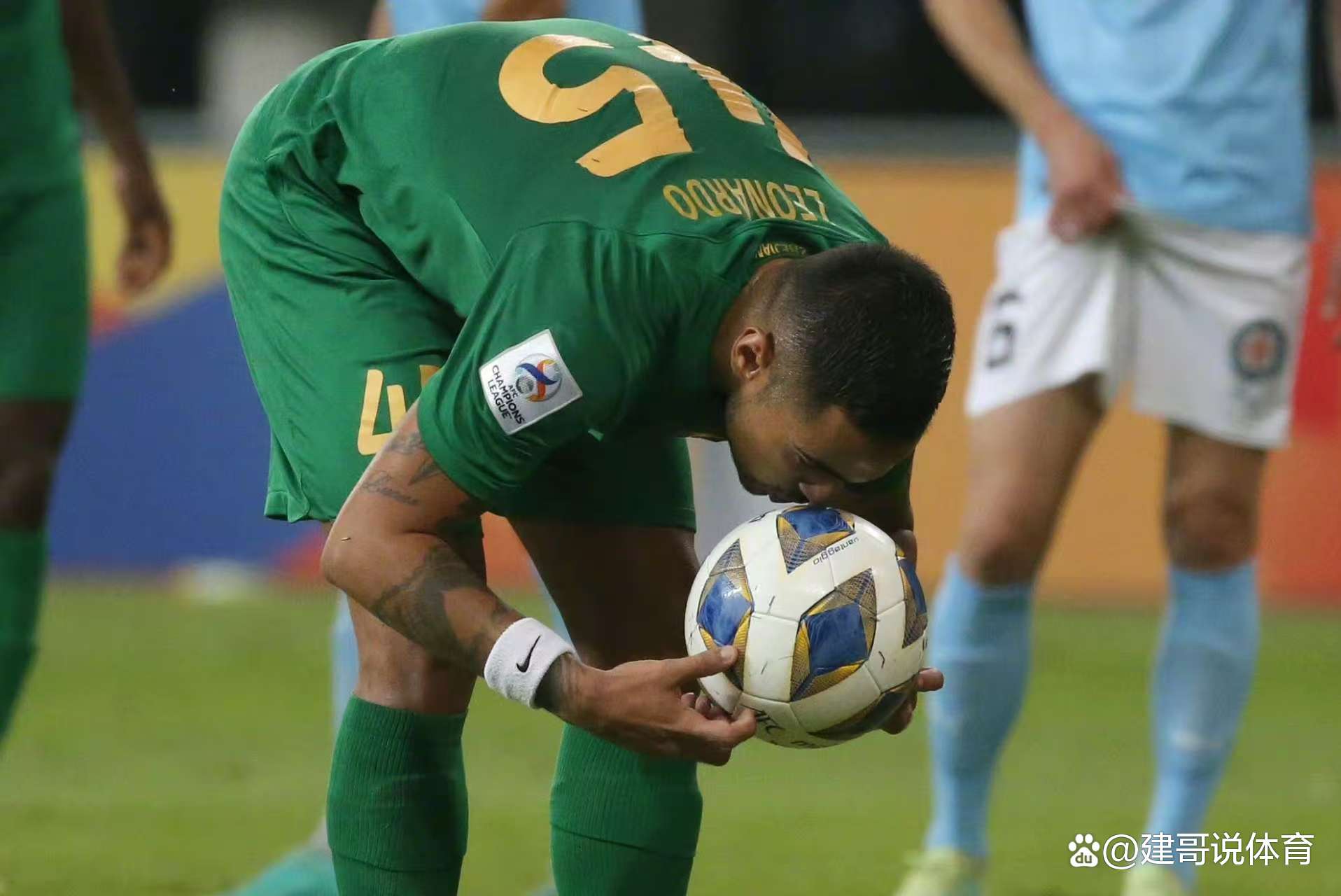 爱游戏体育-包含佩斯卡拉球队备战新赛季，备受关注球队的词条