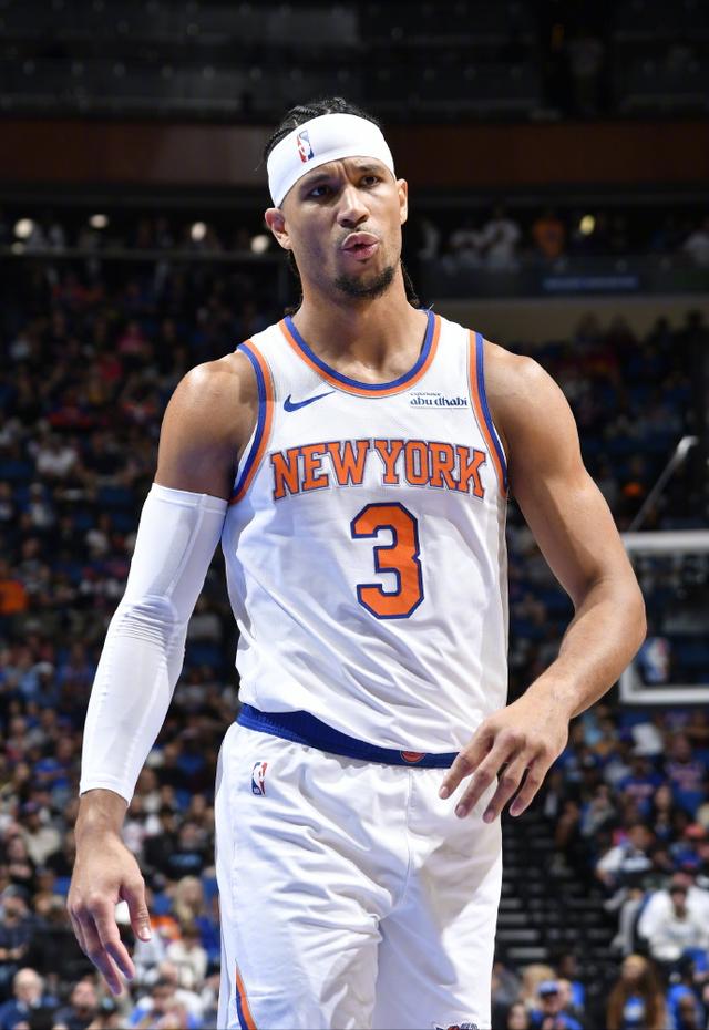 魔术师保罗指挥篮球赛场,尼克斯队再创历史的简单介绍 魔术师保罗指挥篮球赛场,尼克斯队再创历史的简单介绍