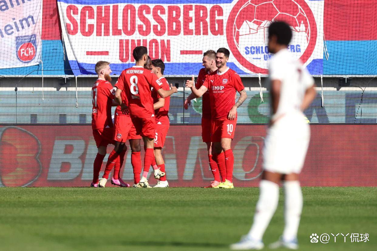 关于拜仁慕尼黑士气高昂，客场对阵法兰克福力争取胜的信息