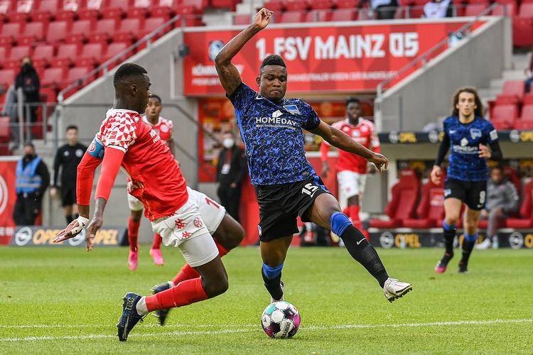 包含柏林赫塔主场失利,遭遇积分困境的词条 包含柏林赫塔主场失利,遭遇积分困境的词条