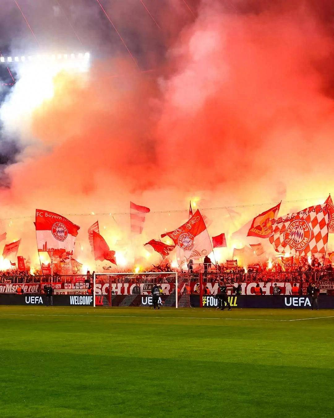 爱游戏官方-关于利物浦主场大胜拜仁，晋级欧冠八强的信息