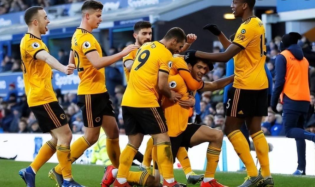 水晶宫外援紧急离队,球队积极补强的简单介绍 水晶宫外援紧急离队,球队积极补强的简单介绍