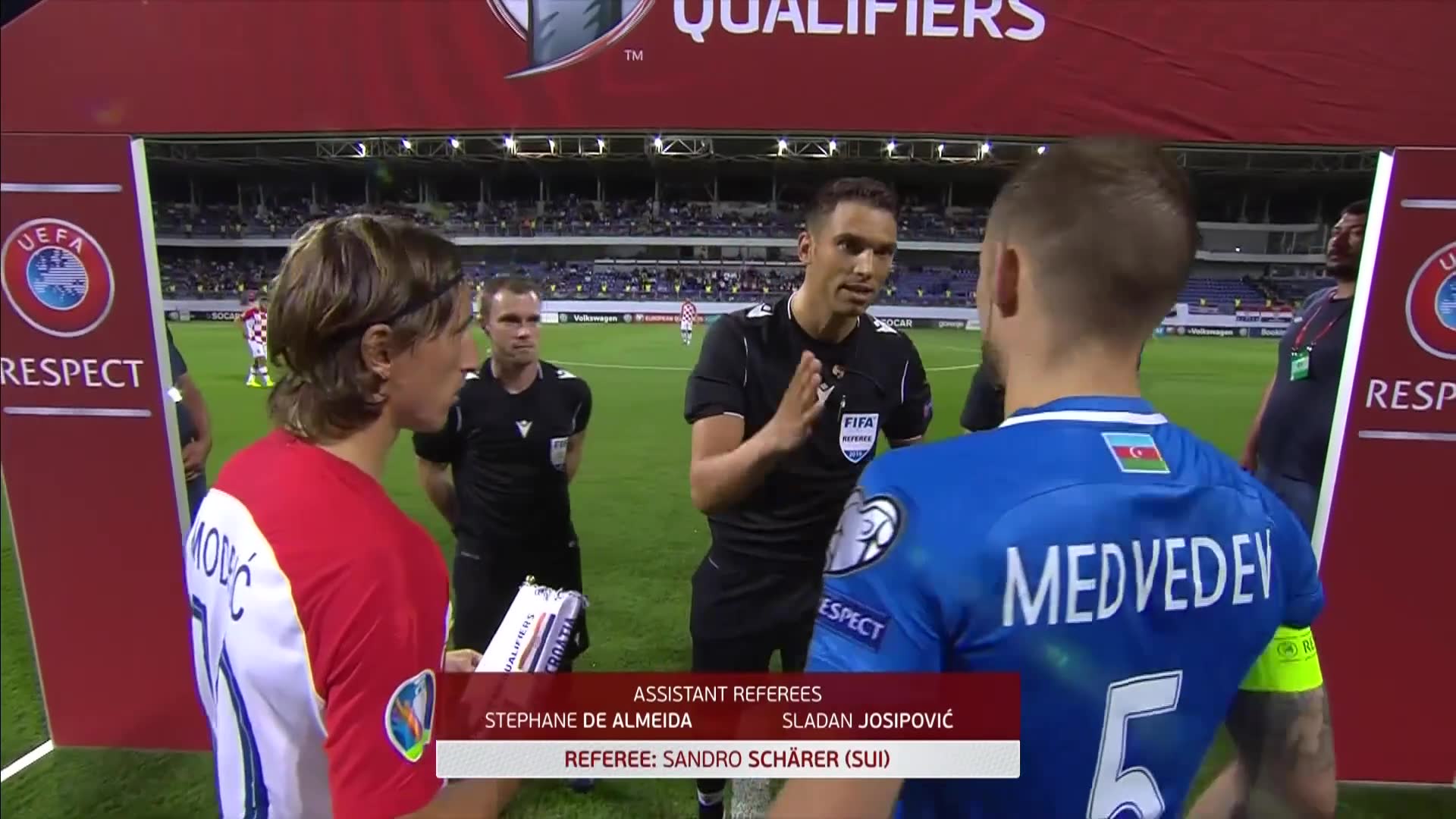 爱游戏娱乐-包含阿塞拜疆队客场逆袭克罗地亚队惨败瑞典队的词条