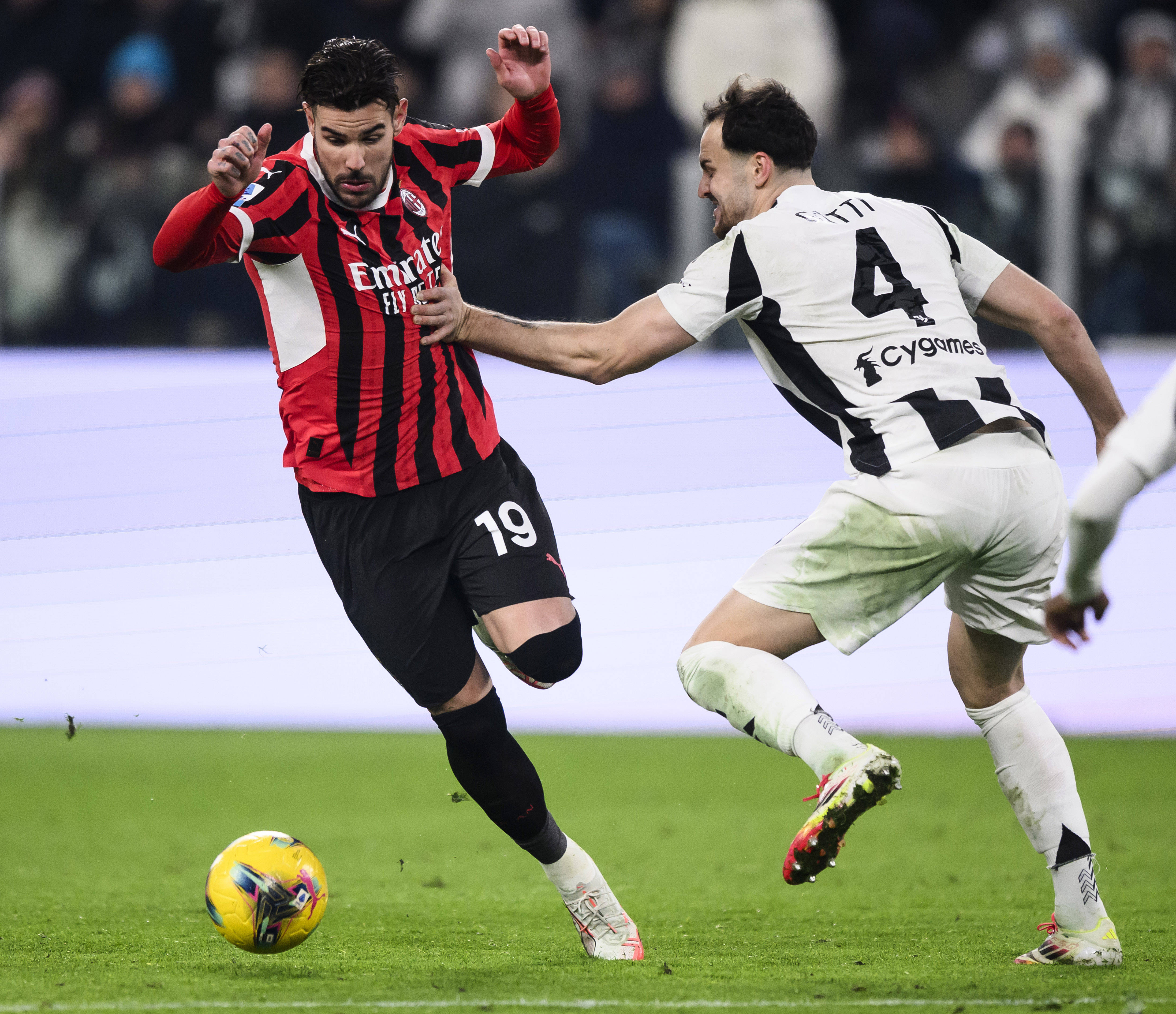 战意十足:AC米兰世俱杯热身赛回顾的简单介绍 战意十足:AC米兰世俱杯热身赛回顾的简单介绍