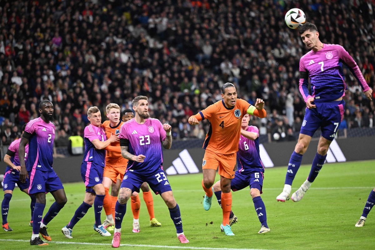 关于拿下胜利,罗马稳居积分榜前列的信息 关于拿下胜利,罗马稳居积分榜前列的信息