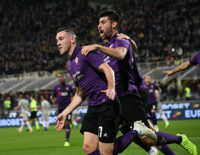 爱游戏在线-佛罗伦萨反败为胜，击败强敌拿下三分