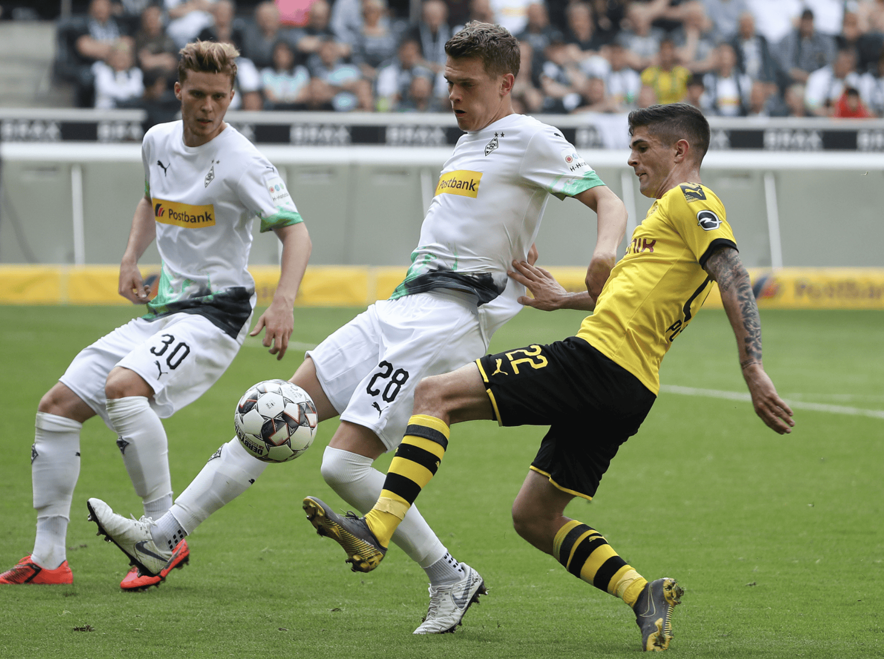 莱比锡红牛主场迎战门兴格拉德巴赫的简单介绍 莱比锡红牛主场迎战门兴格拉德巴赫的简单介绍