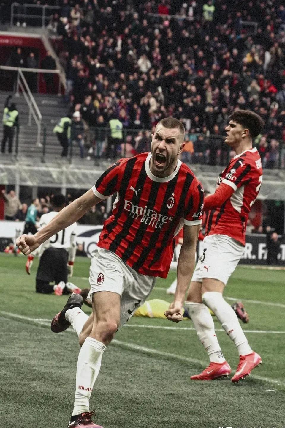 爱游戏在线-维罗纳客场拿下帕尔马，保持不败