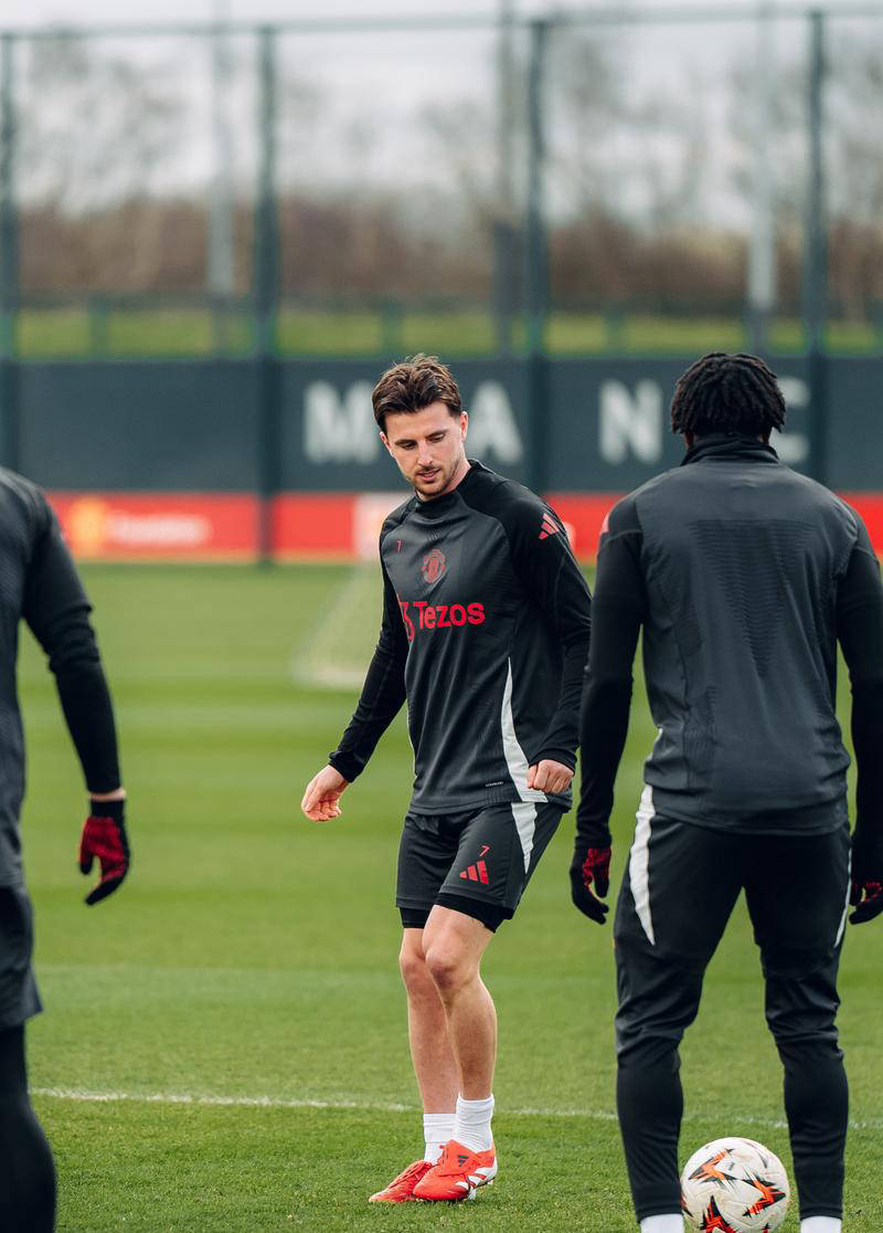 爱游戏下载-曼联连续取得胜利，士气高涨的简单介绍