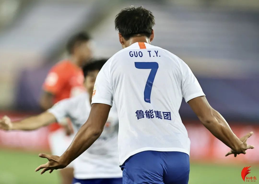 爱游戏在线-鲁能客场一球小胜深圳，稳固前四位置