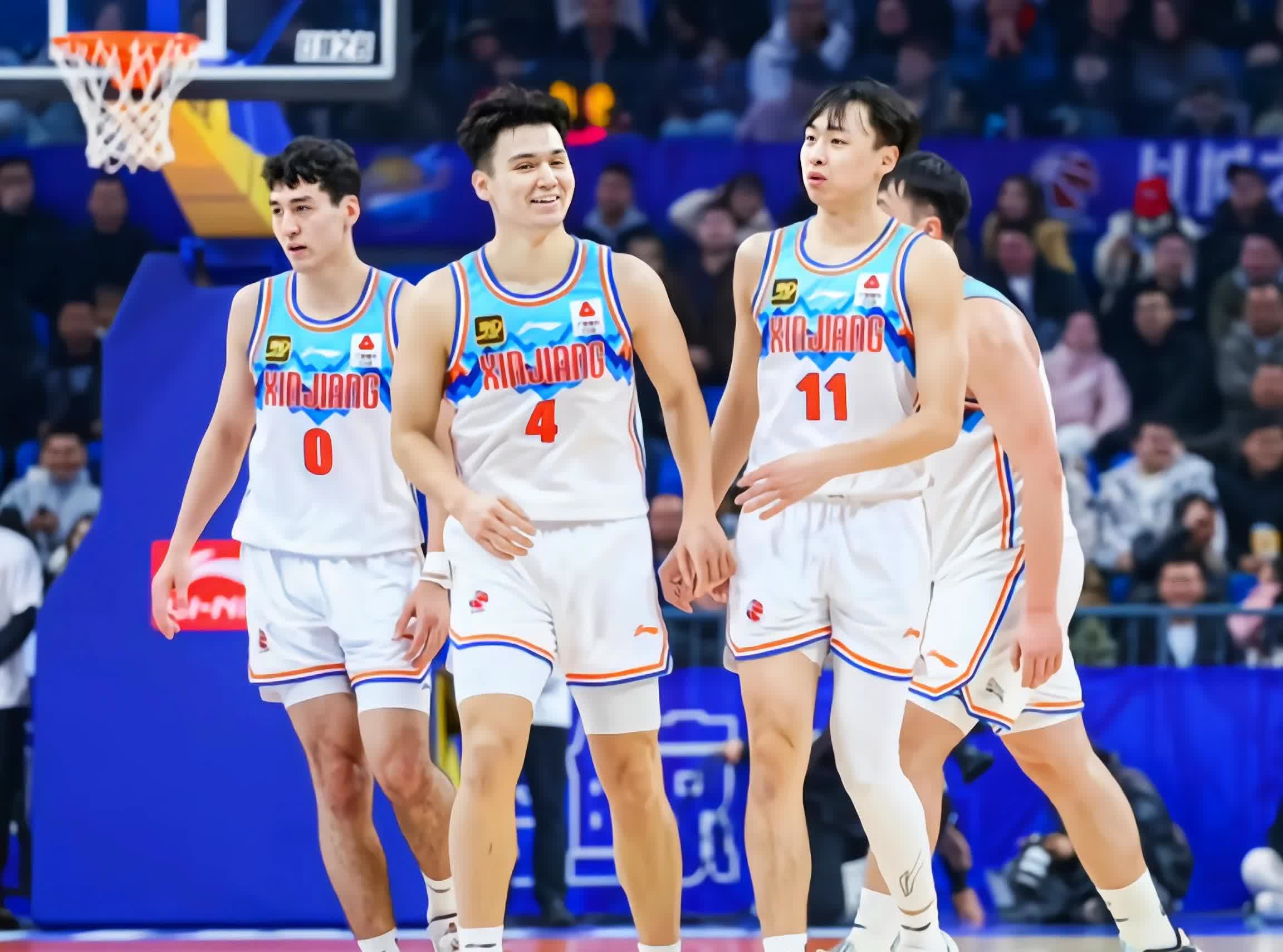 爱游戏体育-江苏队全员出战，团结协作创造胜利奇迹