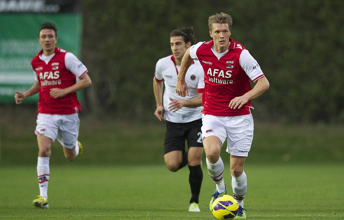 阿尔克马尔队逆转晋级,成功挺进欧冠四强的简单介绍 阿尔克马尔队逆转晋级,成功挺进欧冠四强的简单介绍