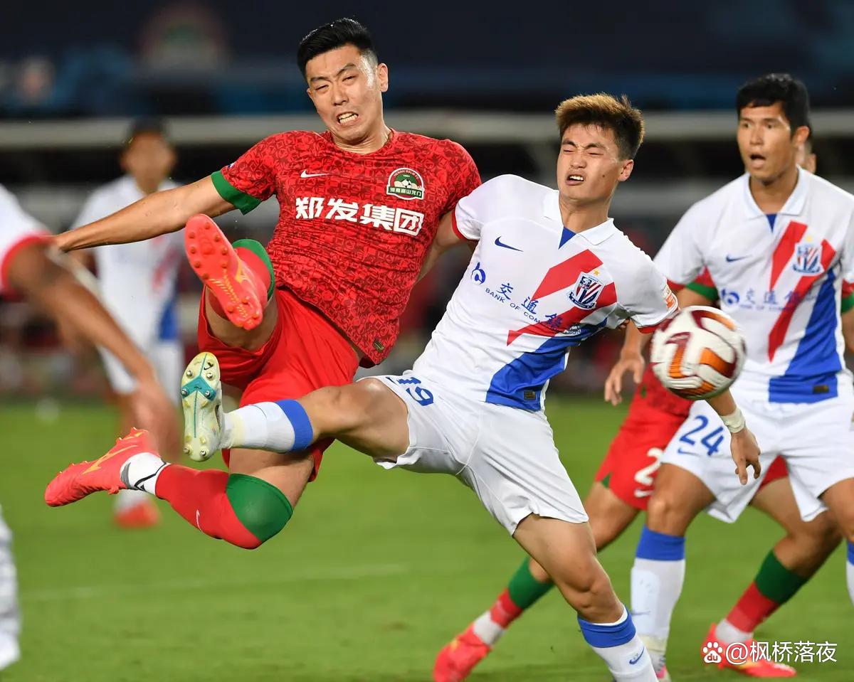 中超争冠球队对决:国安小胜恒大 中超争冠球队对决:国安小胜恒大