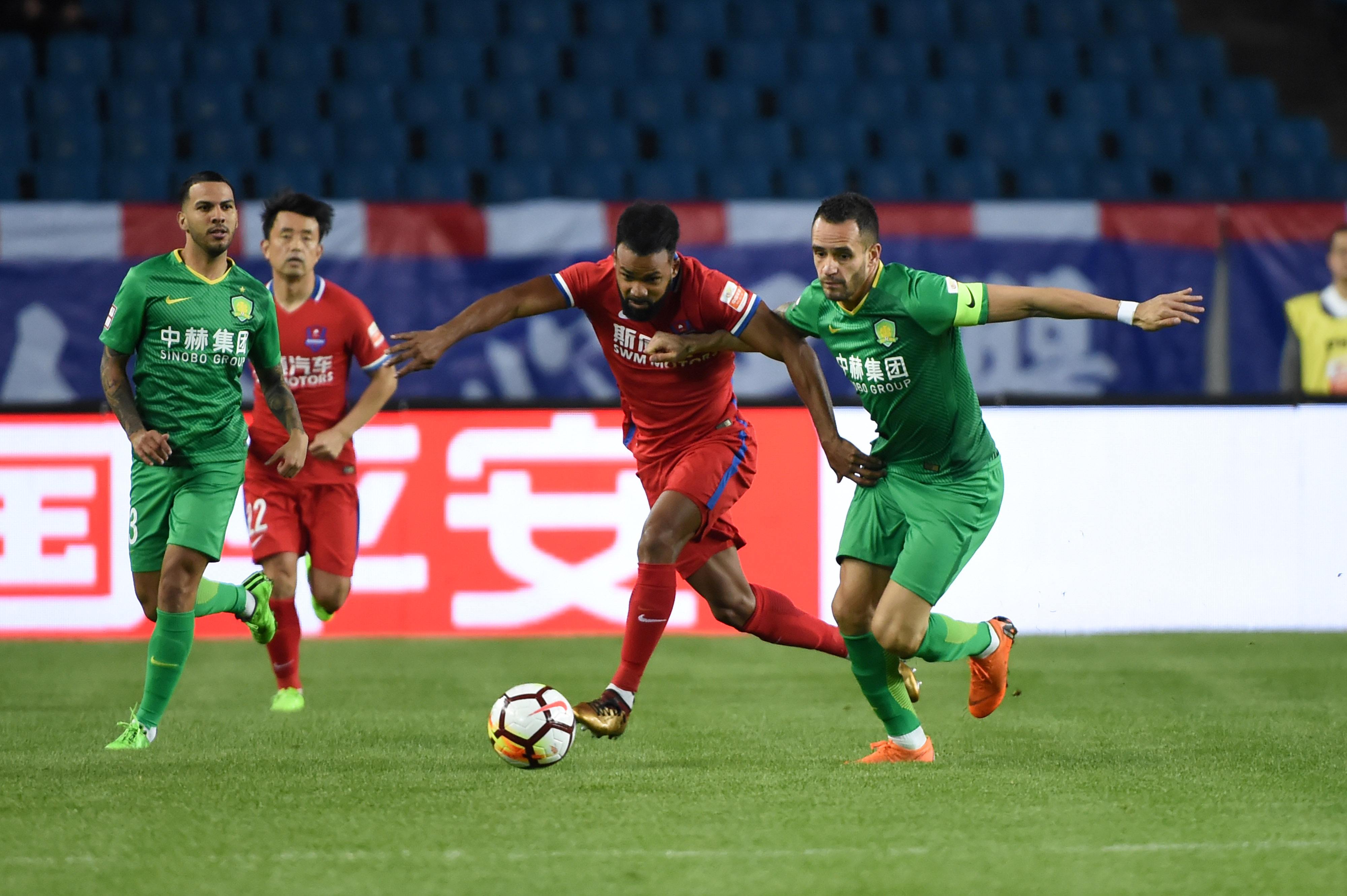 爱游戏tv-上海上港战胜江苏舜天，实现连胜的简单介绍