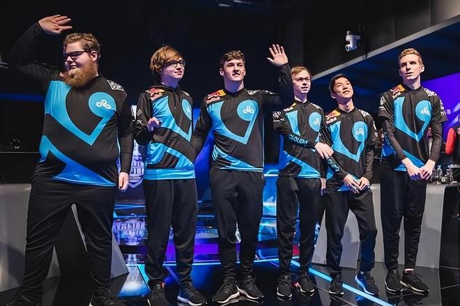 C9力克BRO,Xiaohu极限生还后反打焦点之战入围赛,引爆全场热议 C9力克BRO,Xiaohu极限生还后反打焦点之战入围赛,引爆全场热议